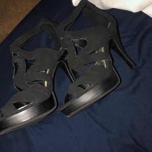 Black criss cross heels.